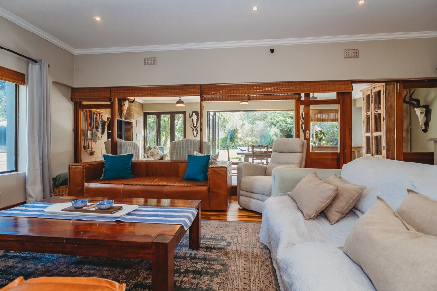 4 Bedroom Property for Sale in Heatherlands Western Cape
